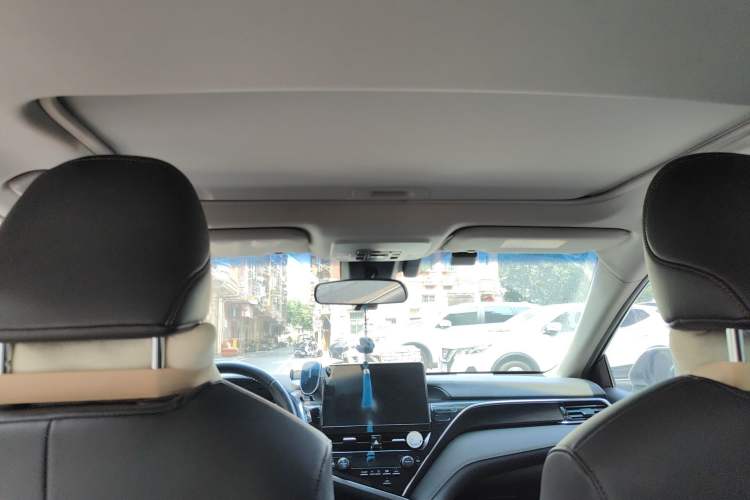 Used Toyota Camry 2023 2.0G Luxury Edition Headliner