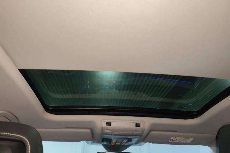 Used Volkswagen Magotan GTE Plug-in Hybrid 2022 GTE Prestige Model