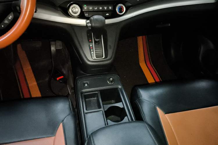 Used Honda CR-V 2016 2.0L two-wheel drive Urban Edition