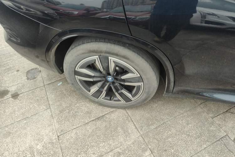 Used BMW iX3 2023 Leading Model