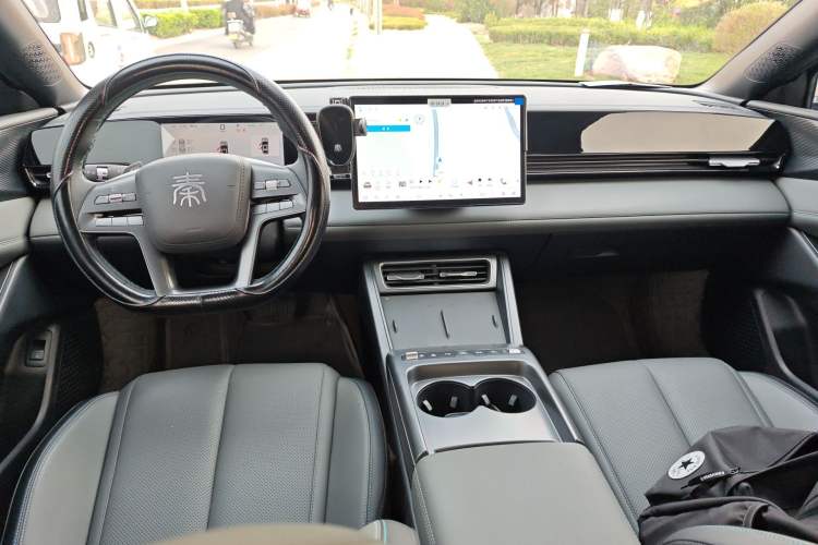 Used BYD Qin L 2025 EV 470KM Leading Edition Interior 2