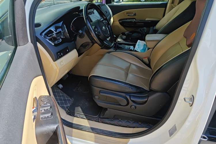 Used Kia Carnival 2015 3.3 GDI Luxury Edition China IV Standard