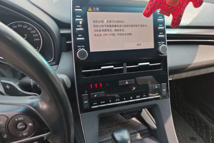 Used Toyota Avalon 2019 2.5L Touring Premium Version China VI Standard