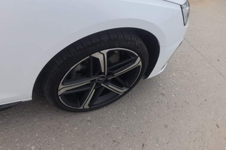 Used Audi A4L 2024 40 TFSI Luxury Dynamic Edition
