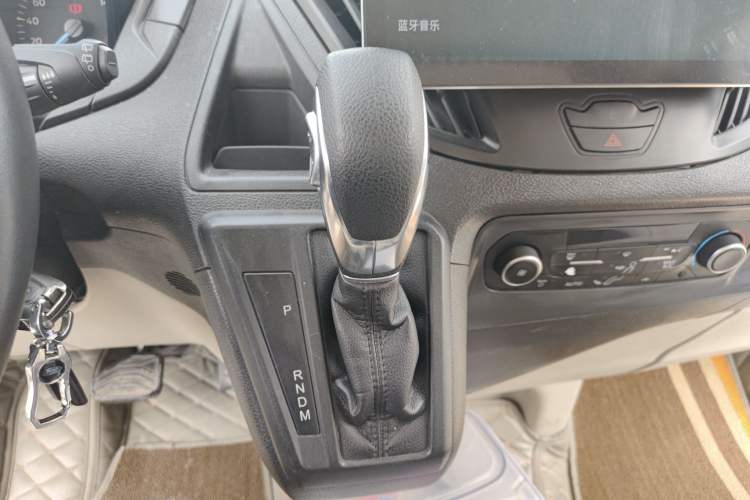 Used Ford Tourneo Custom 2017 2.0T Automatic Elite Edition