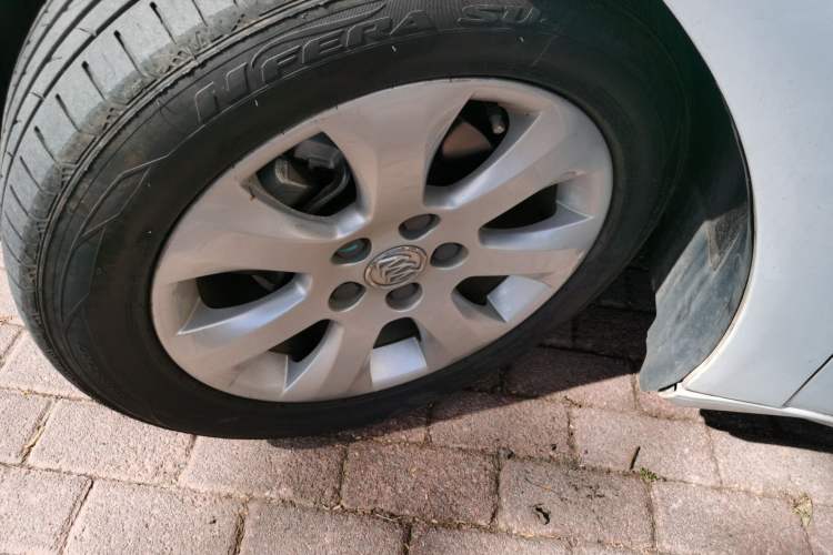 Used Buick Regal 2015 2.0L Leading Fashion Edition
