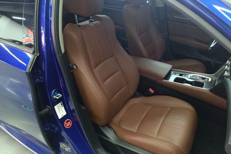 Used Honda Accord 2018 Rui Hybrid 2.0L Rui Zun Edition China V Right Front Seat