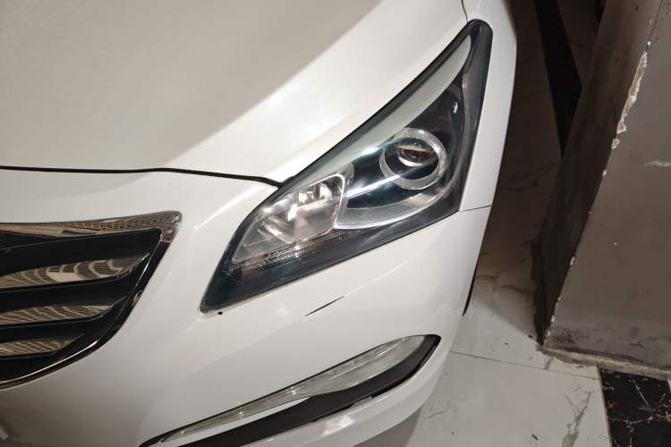Used Hyundai Mistra 2016 1.8L Automatic Smart GLS Left Front Headlight