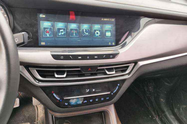 Used Changan CS35PLUS 2018 1.6L Automatic Changlian Edition China V Standard