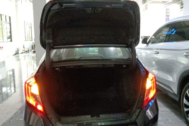 Used Honda Civic 2019 220TURBO CVT Dynamic Edition China VI