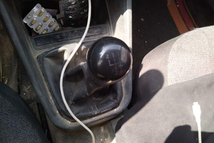 Used Volkswagen Santana 2018 1.5L Manual Fashion Edition Gear Lever