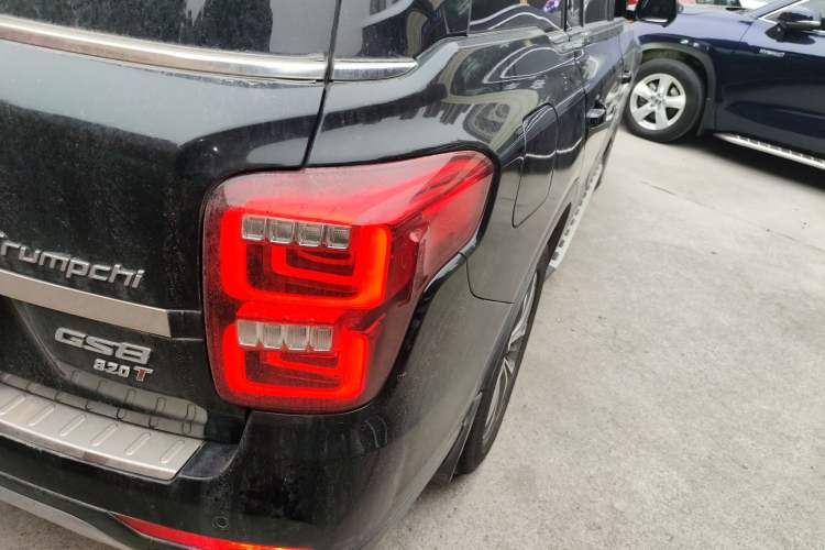 Used GAC Trumpchi GS8 2017 320T Two-Wheel Drive Luxury Smart Connectivity Version (7 Seats)