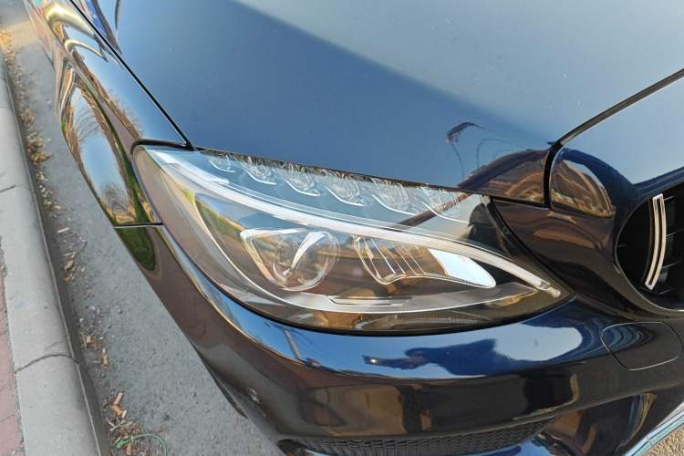 Used Mercedes-Benz C-Class 2017 Facelift C 200 L Right Front Headlight