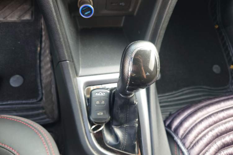 Used Chery Arrizo 5 2018 1.5L CVT Tribute to Youth Edition Gear Lever