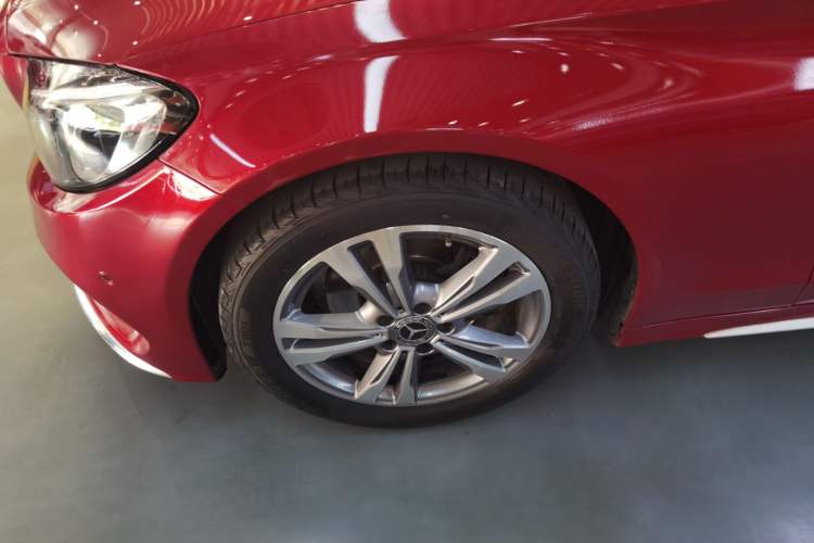 Used Mercedes-Benz C-Class 2017 Facelift C 200 L Sport Edition Left Front Wheel Hub