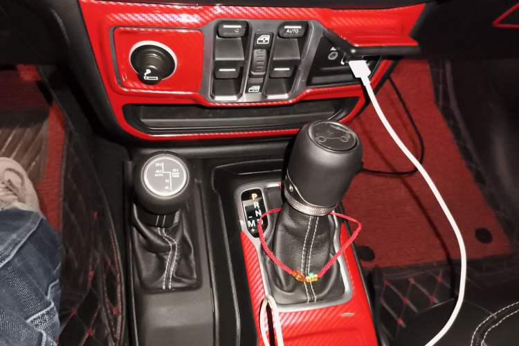 Used Jeep Wrangler 2018 2.0T Sahara Four-Door Edition