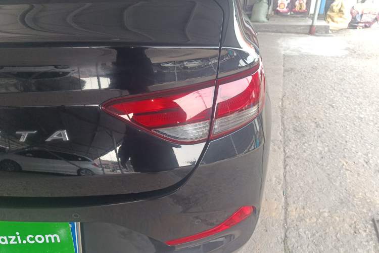 Used Hyundai Celesta 2020 1.6L Automatic GL Enjoyable Edition