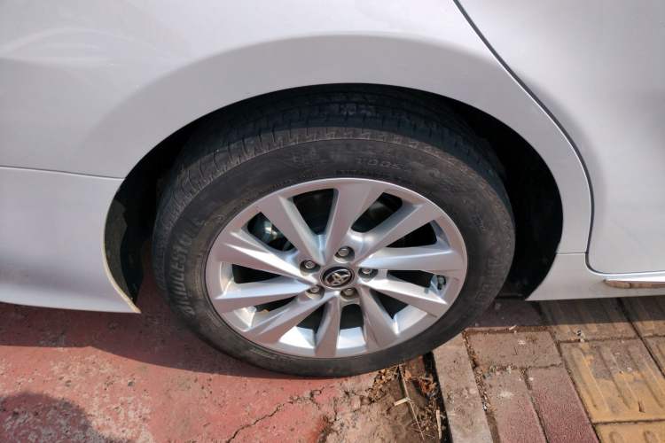 Used Toyota Camry 2023 2.0G Luxury Edition Right Rear Wheel Hub