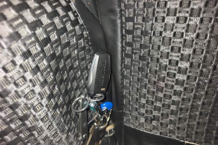 Used Haval H2s 2017 Blue Label 1.5T Dual-Clutch Elite Model