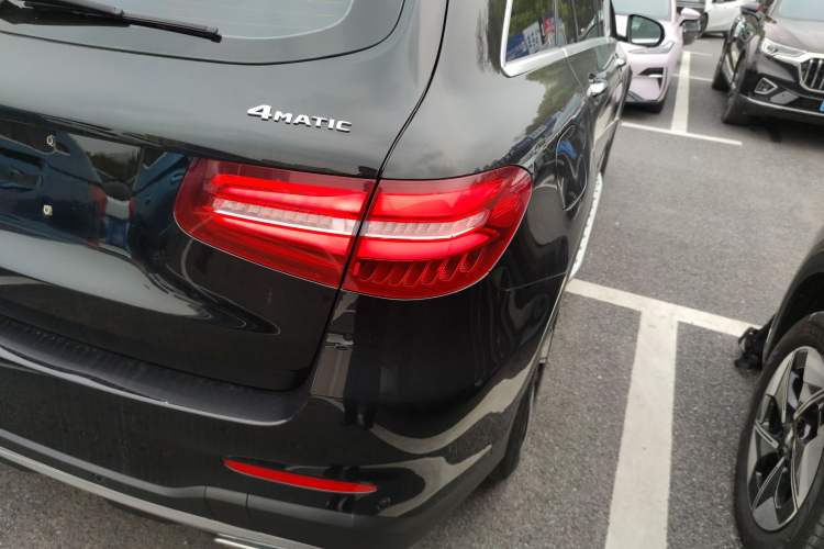 Used Mercedes-Benz GLC 2019 GLC 300 L 4MATIC Dynamic Model Right Rear Taillight