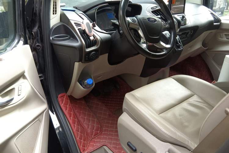 Used Ford Tourneo Custom 2017 2.0T Automatic Elite Edition Driver Seat