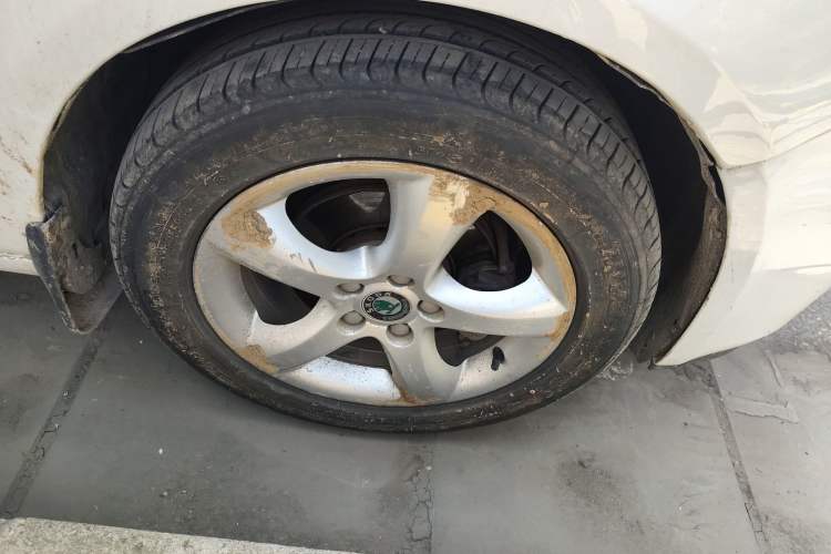 Used Skoda Fabia 2011 1.6L Automatic Cool Black Edition