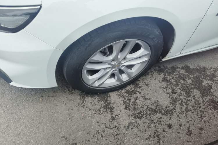 Used Chevrolet Malibu XL 2016 1.5T Dual-Clutch Ruichi Edition Exterior 4