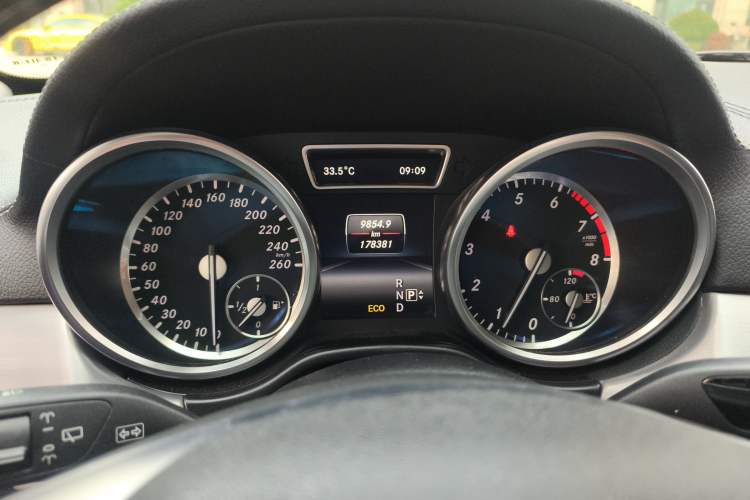 Used Mercedes-Benz GL-Class 2015 GL 400 4MATIC Dynamic Model