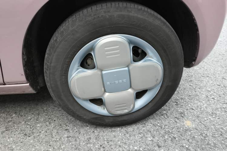 Used Geely Galaxy Panda 2023 Panda Mini 200km Endurance Bear
