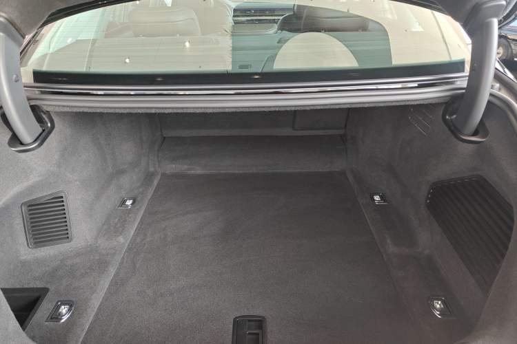 Used Audi A8 2022 A8L 50 TFSI quattro Comfort Edition Collector's Model
