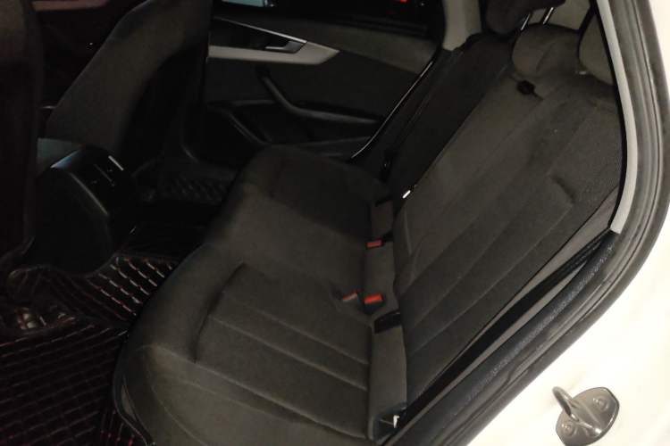 Used Audi A4L 2019 40 TFSI Ambition China VI