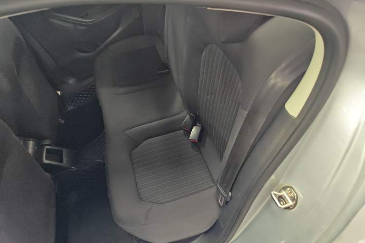 Used Volkswagen Jetta 2015 Value Edition 1.6L Automatic Comfort Version