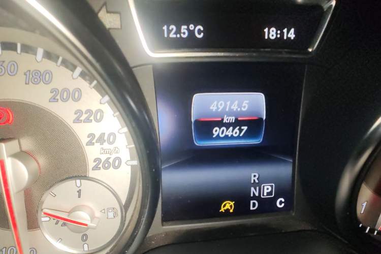 Used Mercedes-Benz GLA 2016 GLA 200 Fashion Model