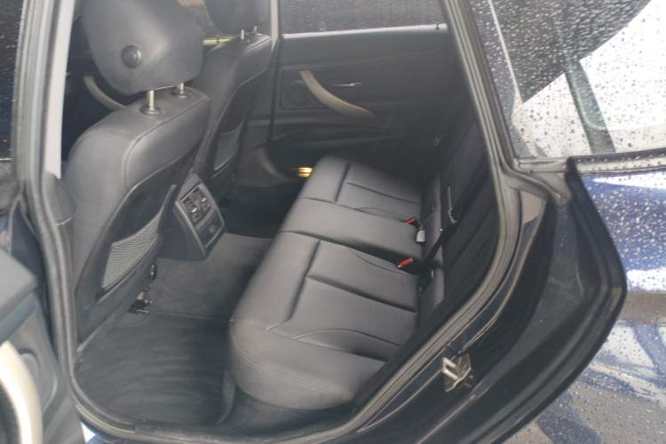 Used BMW 3 Series GT 2016 320i Fashion Model