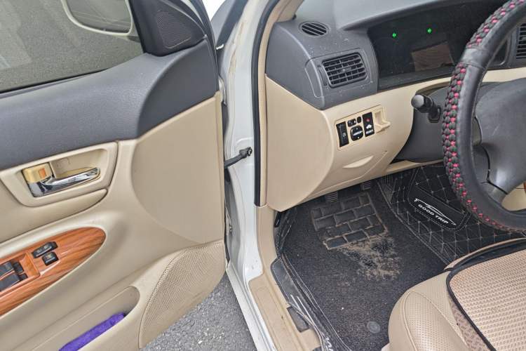 Used BYD F3 2012 Energy-Saving Edition 1.5L Manual Standard Model
