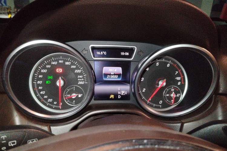 Used Mercedes-Benz GLE 2015 GLE 400 4MATIC Instrument Cluster