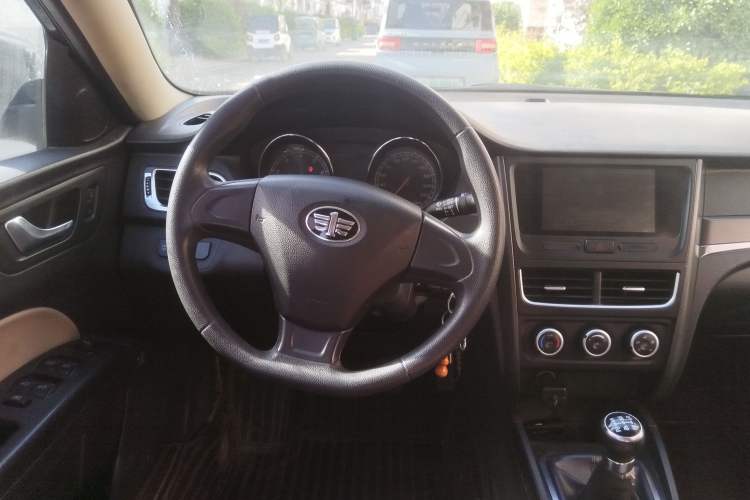 Used Bestune B30 2016 1.6L manual Comfort trim level