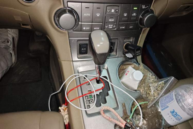 Used Toyota Highlander 2011 2.7L Two-Wheel Drive 7-Seater Luxury Navigation Edition
