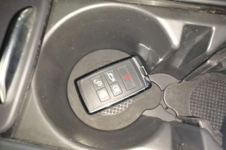 Used Land Rover Discovery 2021 360 PS R-Dynamic HSE