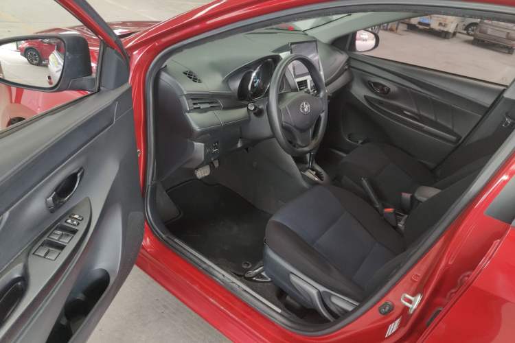 Used Toyota YARiS L Zhi Xuan 2016 Revised 1.5E CVT Charming Edition
