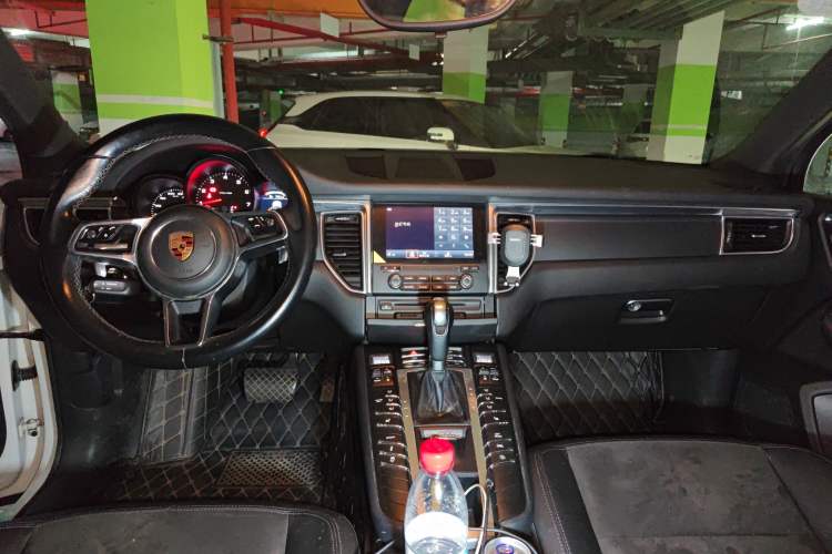 Used Porsche Macan 2017 Macan 2.0T
