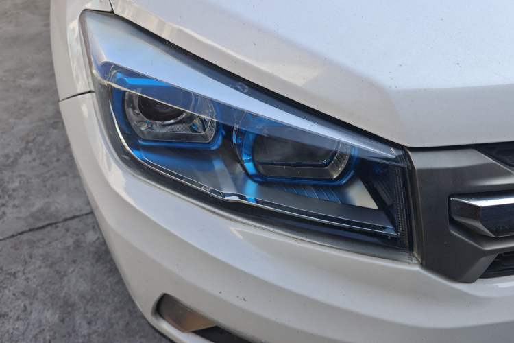 Used Changan CS75 2017 Shangkui Edition 1.5T Manual Fengxiang Model