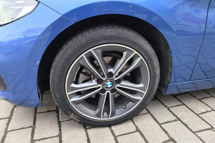 Used BMW 1 Series 2020 120i Fashion Model Left Front Wheel Hub
