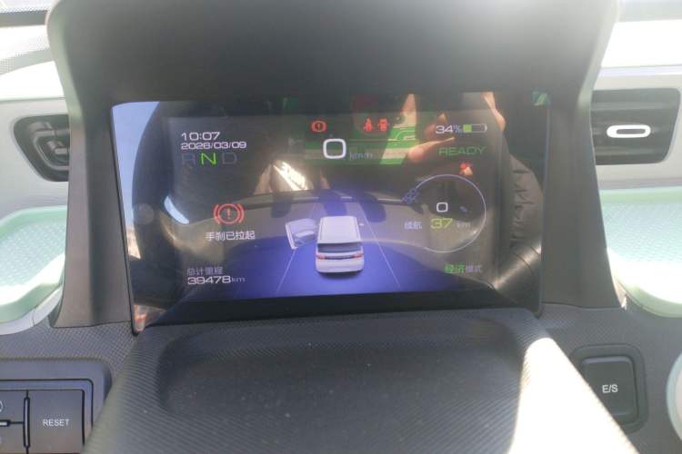 Used Wuling Hongguang MINIEV 2021 Macaron Fashion Model Lithium Iron Phosphate
