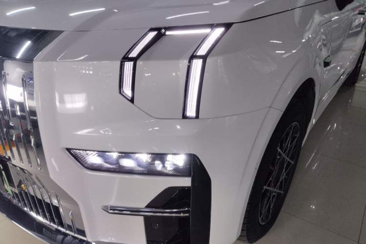 Used Zeekr 009 2024 Six-Seat Executive Version 4WD 108 kWh