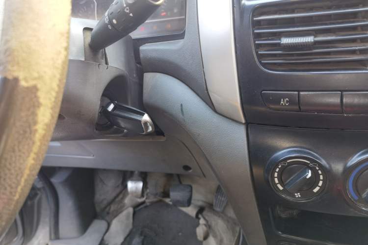 Used Dongfeng Shuaike 2010 1.6L Manual Utility Version
