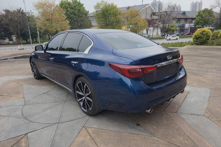 Used Infiniti Q50L 2018 2.0T Enjoyment Version China VI Standard