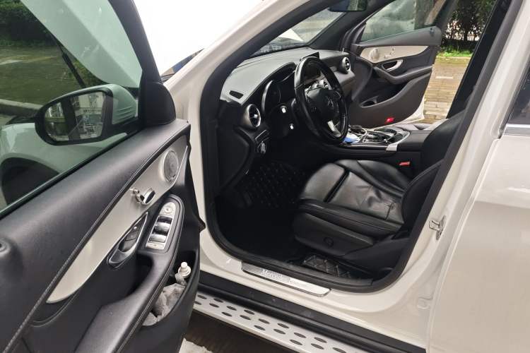 Used Mercedes-Benz GLC 2016 GLC 200 4MATIC Driver Seat