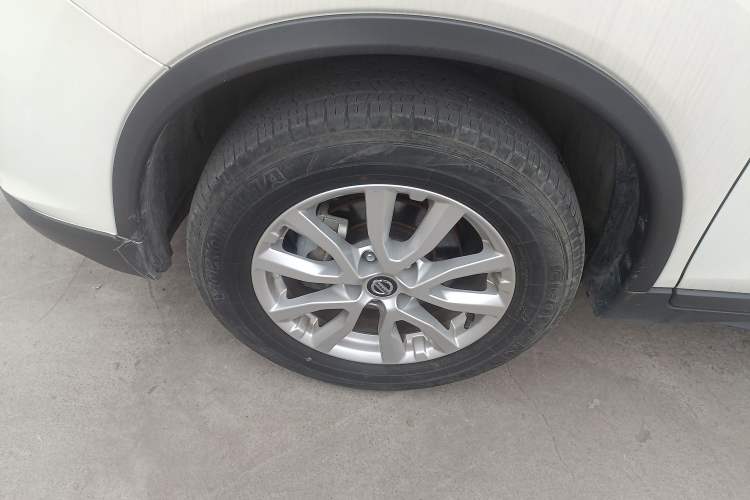 Used Nissan X-Trail 2022 Revised Version 2.0L Two-Wheel Drive Smart Connect & Comfort Edition Exterior 4