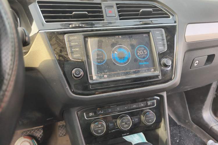 Used Volkswagen Tiguan L 2017 330TSI Automatic Two-Wheel Drive Luxury Edition
